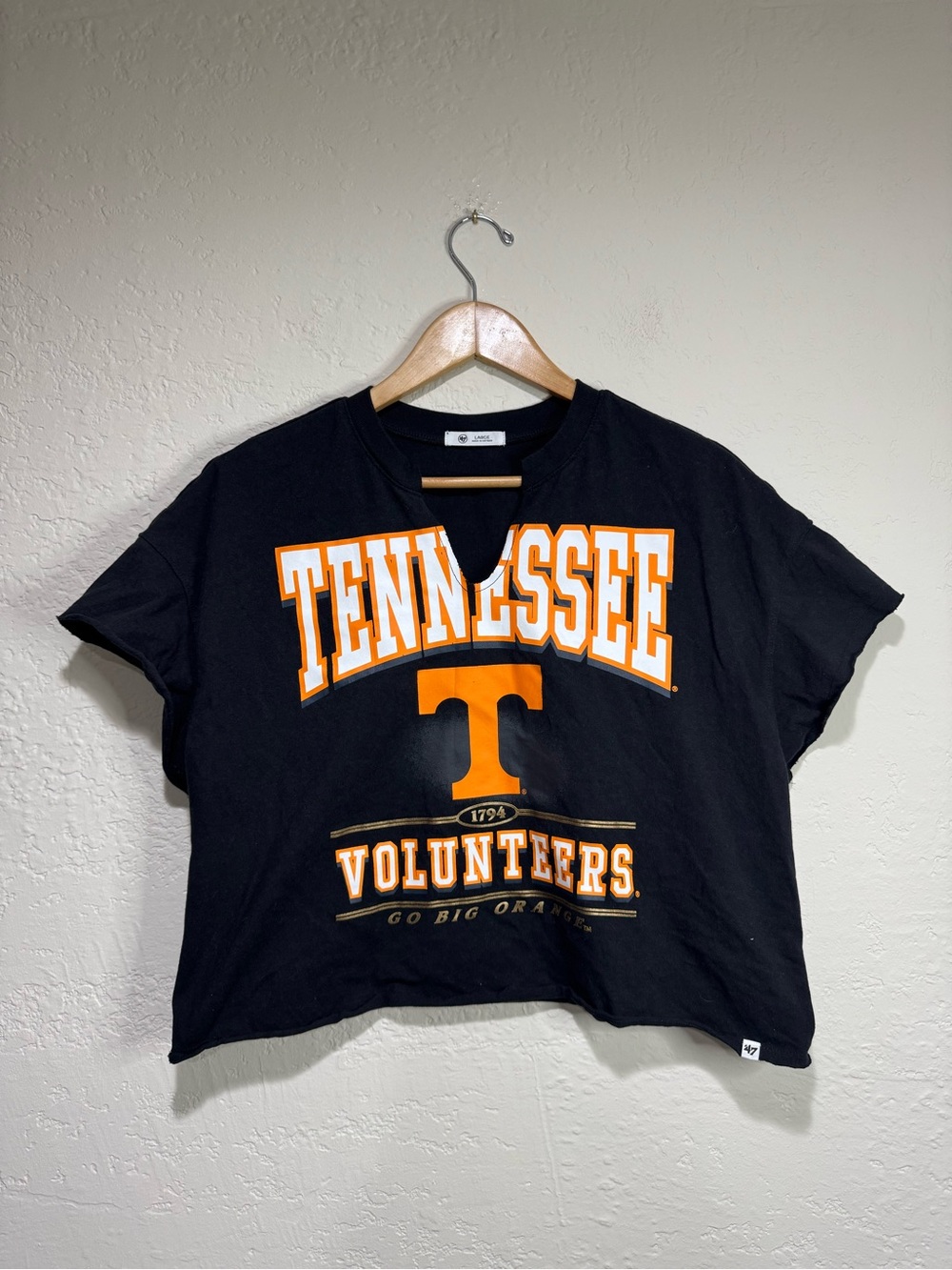 Tennessee Vols 47 Brand Black Crop Top T-Shirt - Large